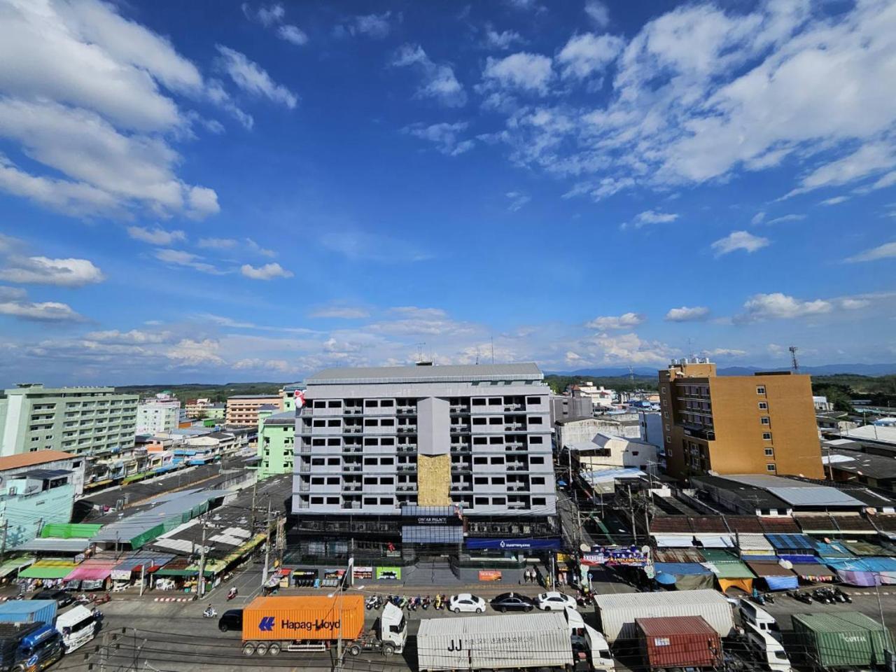 Oscar Palace Hotel & Wellness Center Ban Khlong Phruan Buitenkant foto